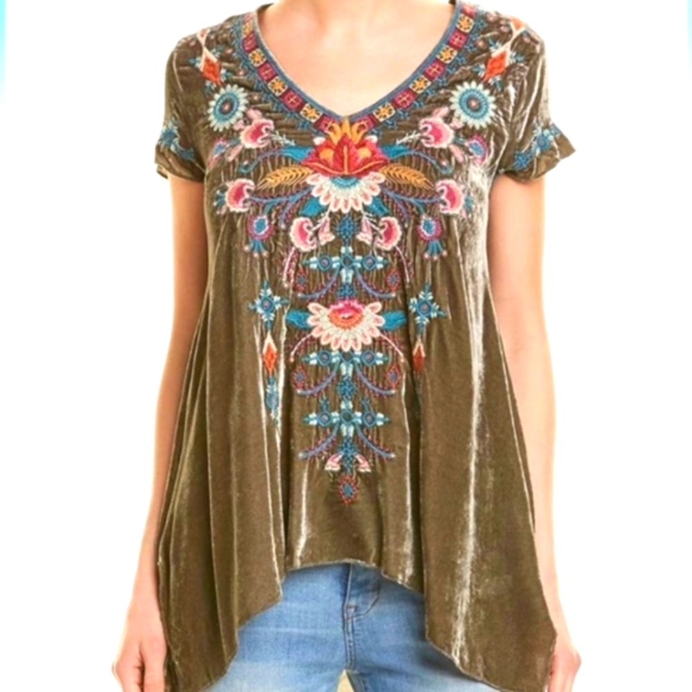 Johnny Was Gray Floral Embroidered Blouse
